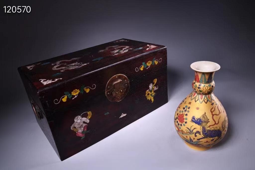 中国古美術・純手描き金陶花瓶・大明成化紋・箱付き・稀有品・ 置物・観賞瓶・文房具