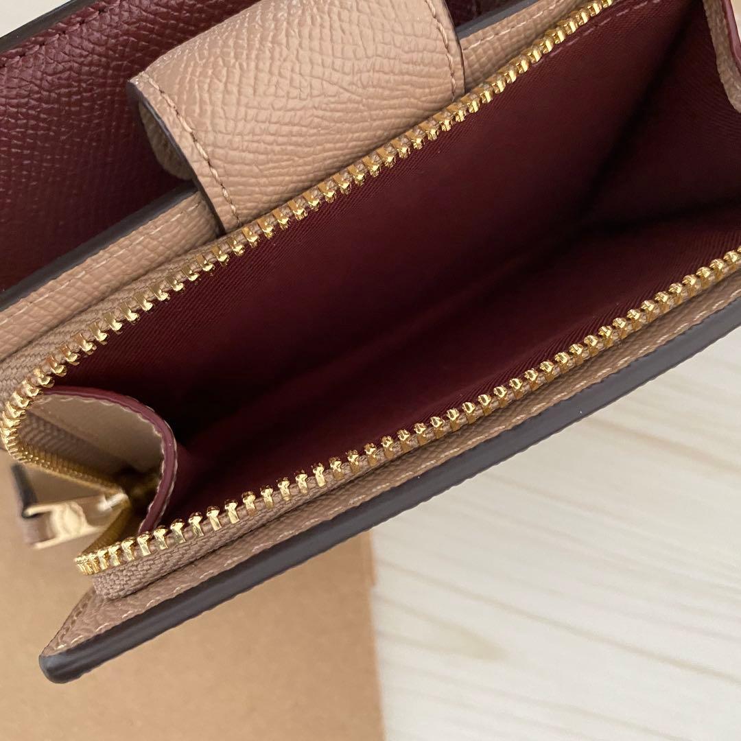 ★ COACH コーチ　折り財布　ベージュ　二つ折り財布