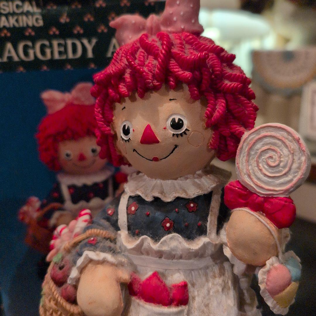 アン＆アンディ　陶器 オルゴールドール　ペア