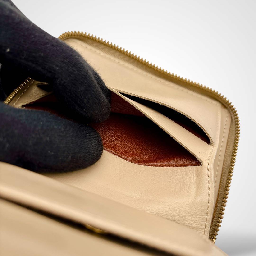 美品✨ルイヴィトン モノグラム ヴェルニ ブルーム ラウンドファスナー 折り財布