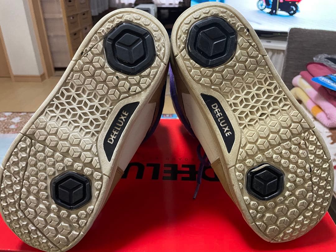 DEELUXE DNA 26.５センチ