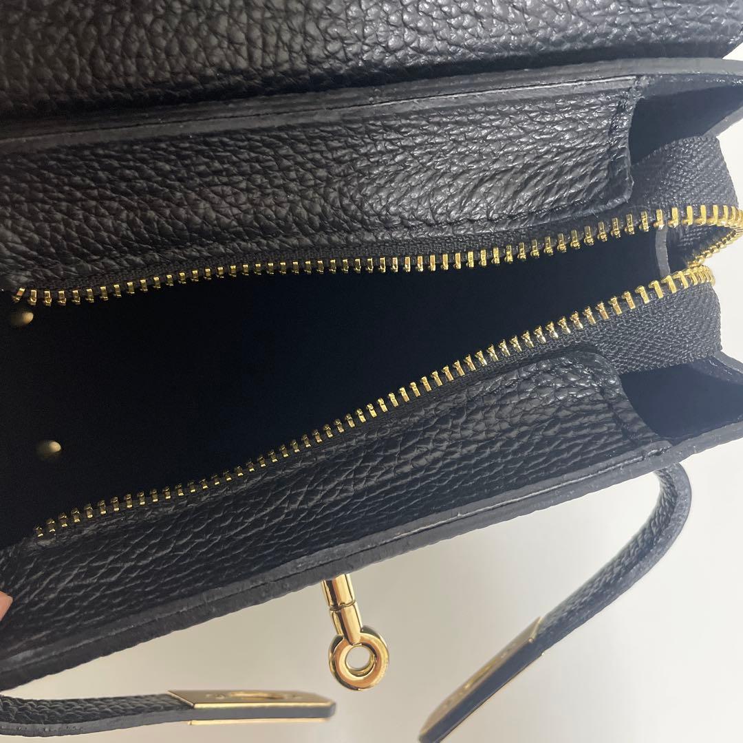 【AULENTTI オウレンティ】ショルダー付きハンドバッグ