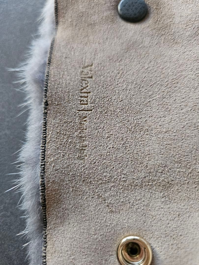 ヴァレクストラ　ミンクファーハンドルカバーグレー系