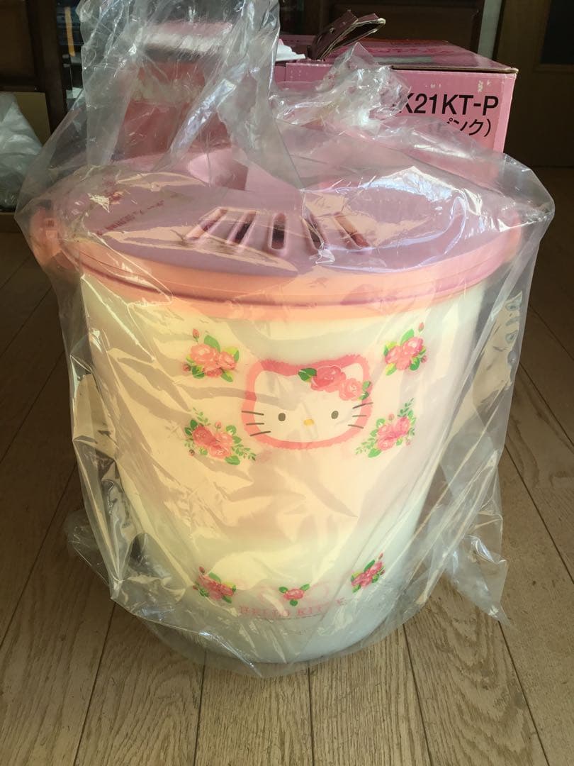新品未使用　ハローキティ 電気バケツ ナショナル　洗濯機　HELLO KITTY