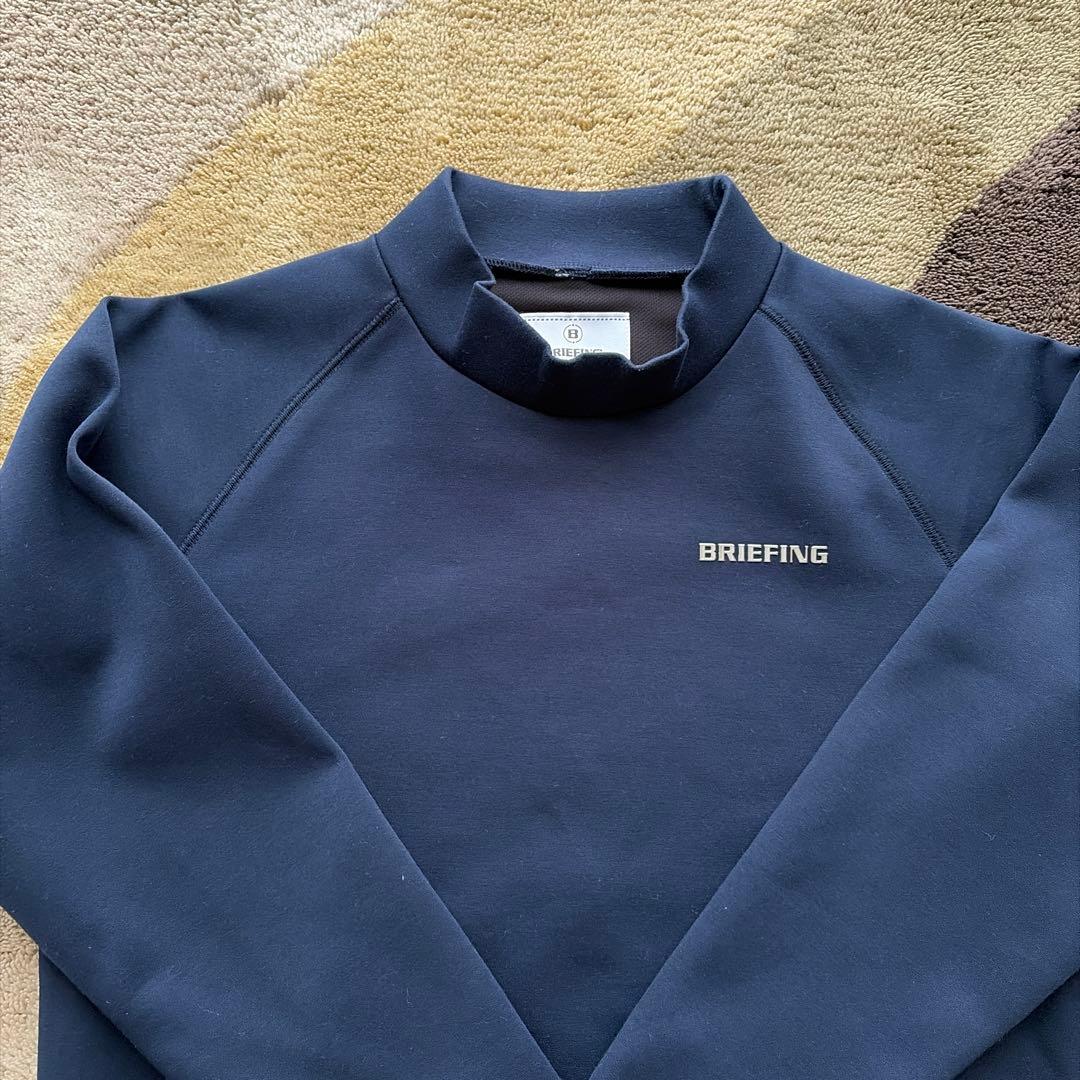 美品ブリーフィングWARM 3D LOGO MOCK NECK ネイビー　M