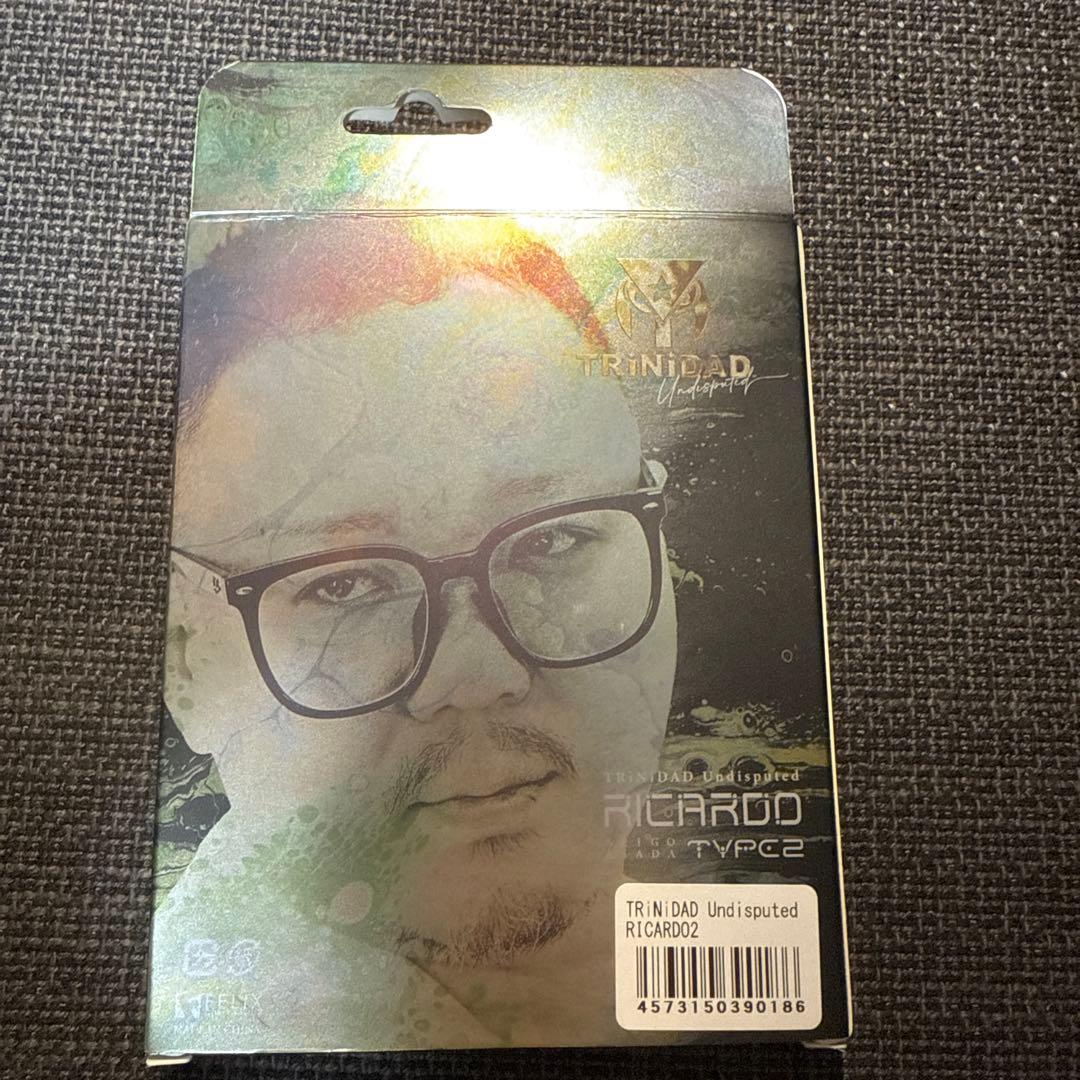 TRINIDAD RICARDO TYPE 2 サイン入りダーツ