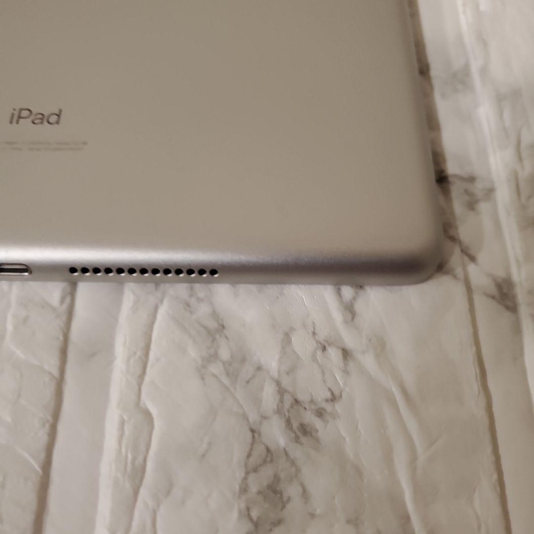 211 iPad 7世代 128GB SIMフリー シルバー