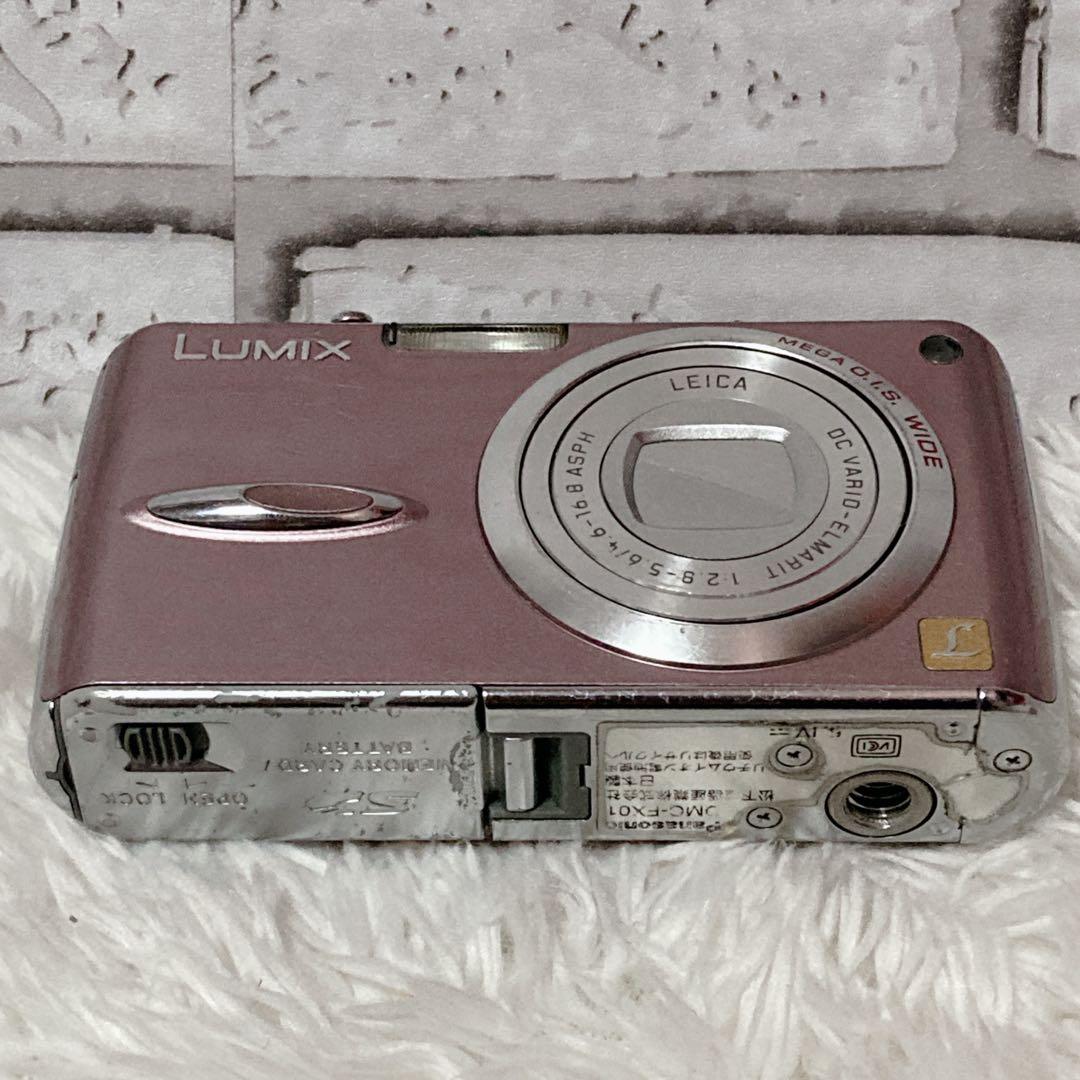 【極美品】Panasonic DMC-FX01 デジタルカメラ 充電器付 ピンク