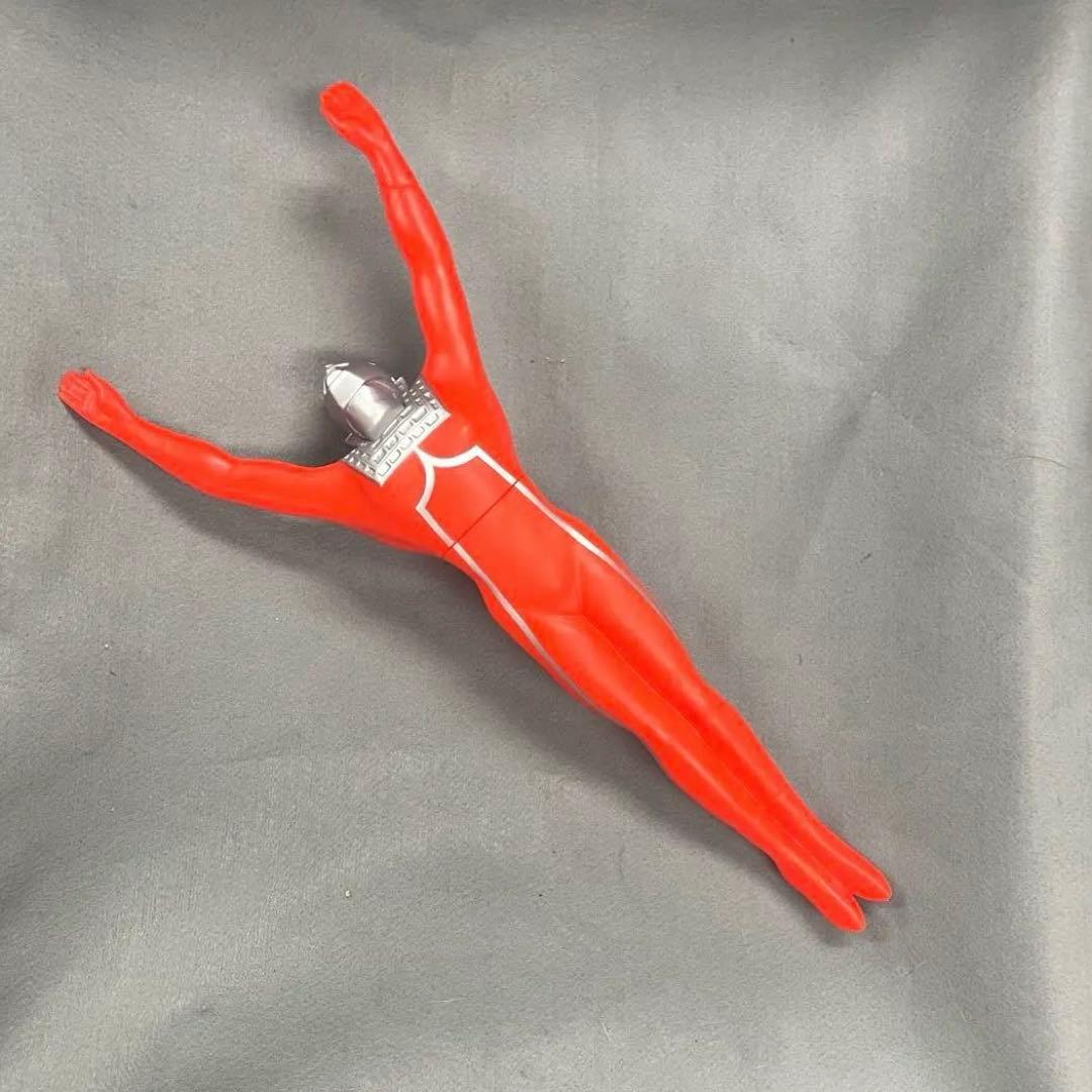 ■ 宇宙竜ナース ウルトラセブン 飛行形態 ソフビ セット売り