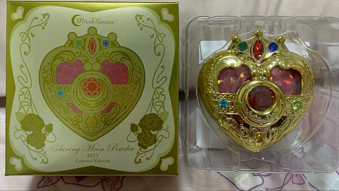セーラームーン ミラクルロマンス 2023 コズミックハートコンパクト パウダー