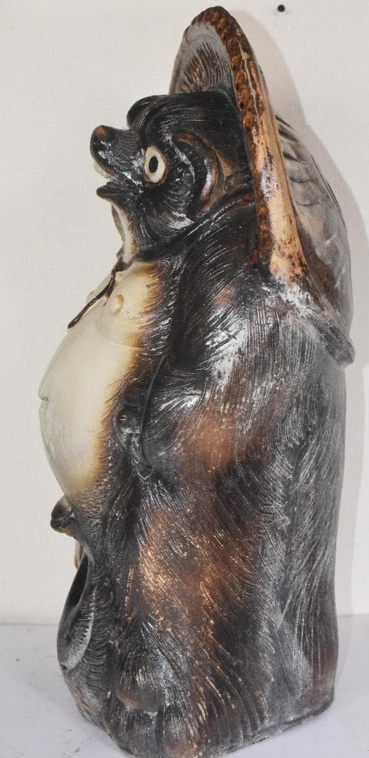 た*ち様 タヌキの置物　信楽焼 67ｃｍ　●2503033