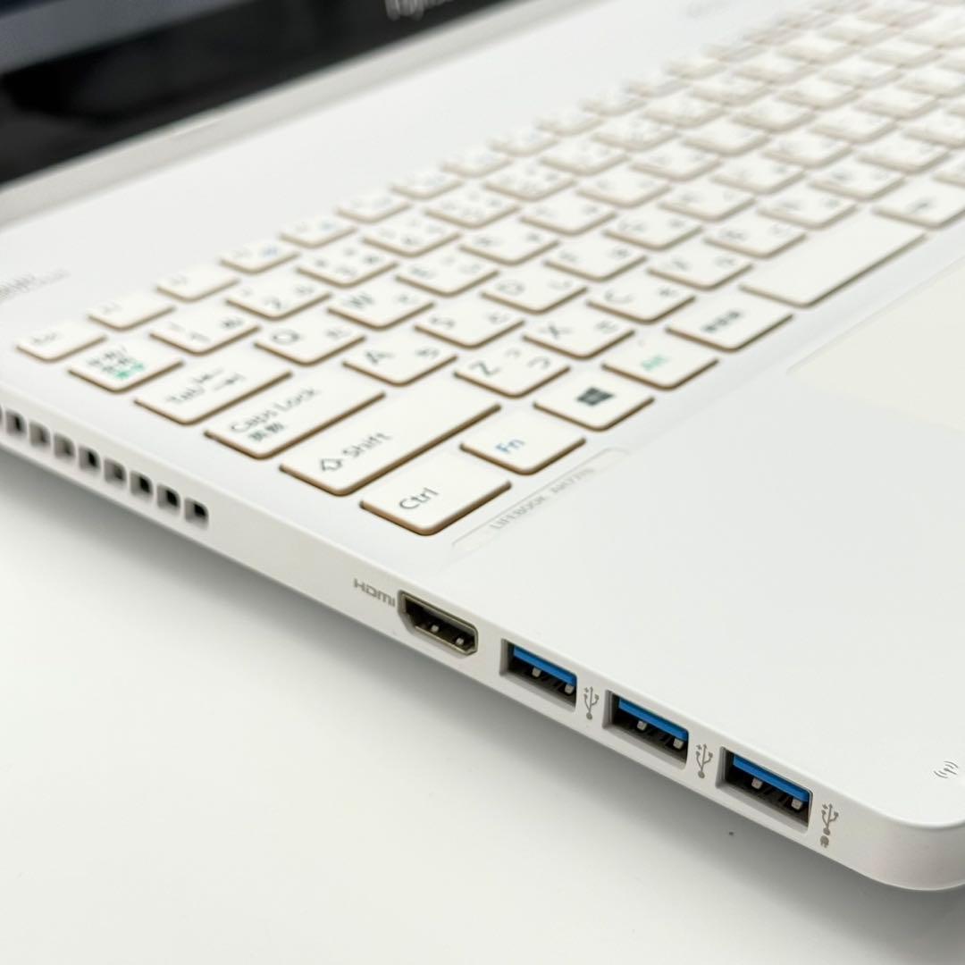 超美品 富士通ノートパソコン i7 タッチパネル 16GB 新品SSD1TB