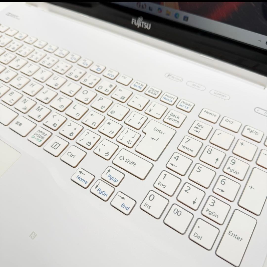 超美品 富士通ノートパソコン i7 タッチパネル 16GB 新品SSD1TB