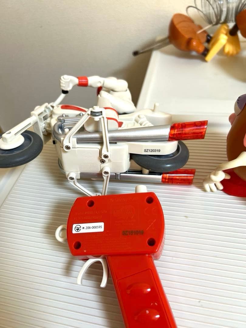 レックス、デュークカブーン、 スリンキードック、トーキングフィギュア