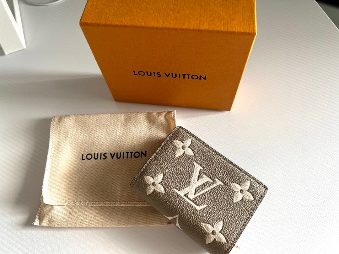 Louis Vuitton ポルトフォイユ・クレア