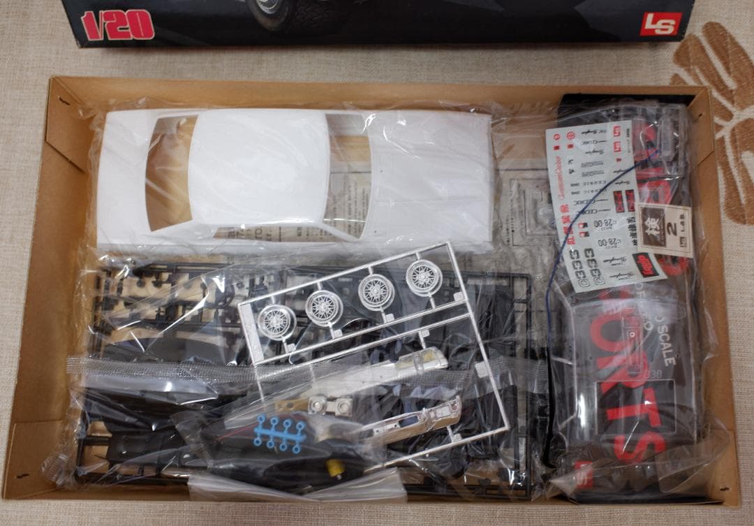 LS 1/20　 CEDRIC 330　セドリック330
