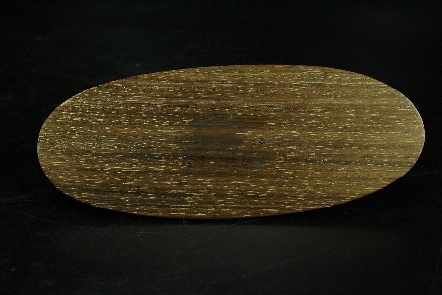 抹香鯨 歯 細密 彫刻 鯨 置物 根付 台付(K-A995)