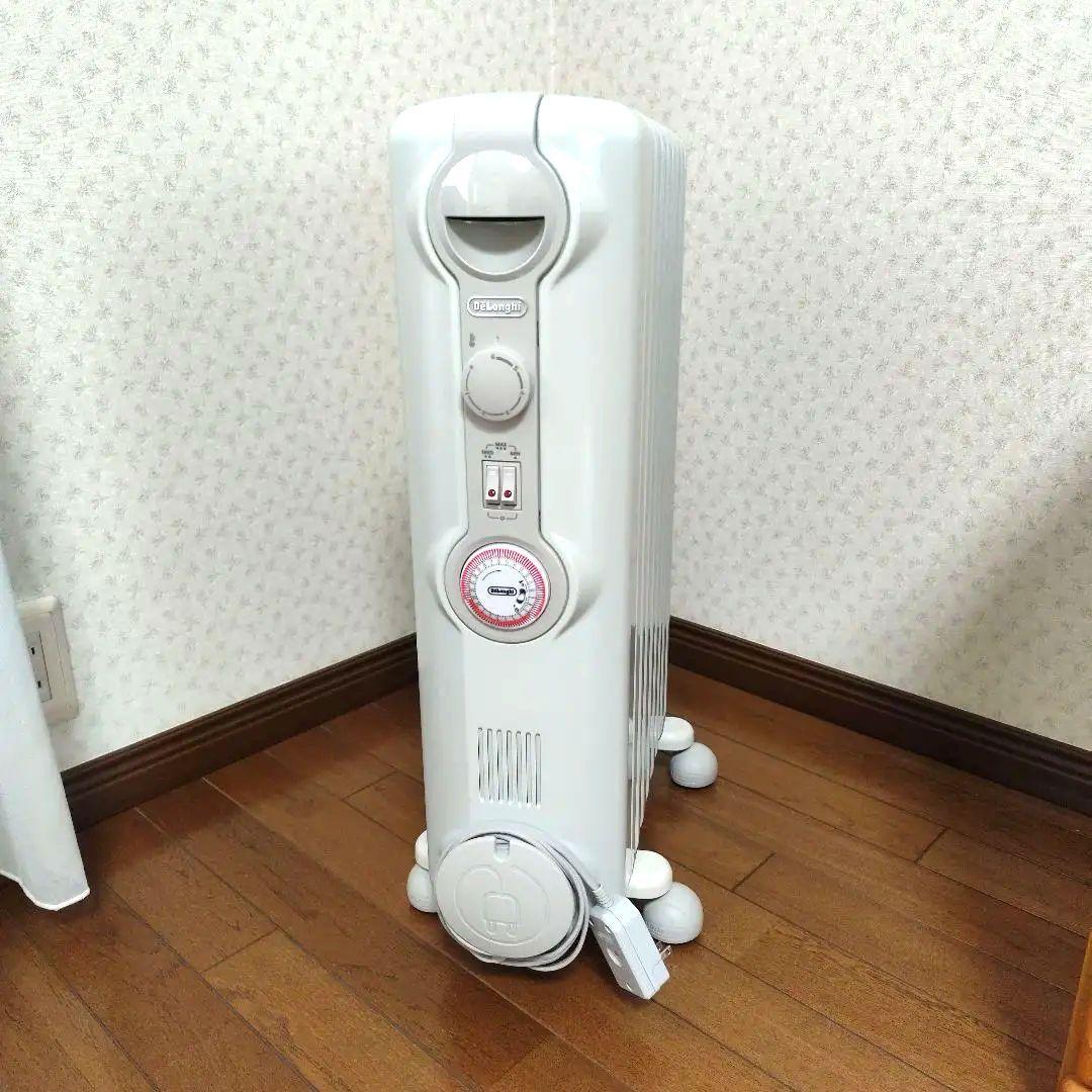 新品同様　極美品　JR0812-GY　DeLonghi　デロンギ　オイルヒーター