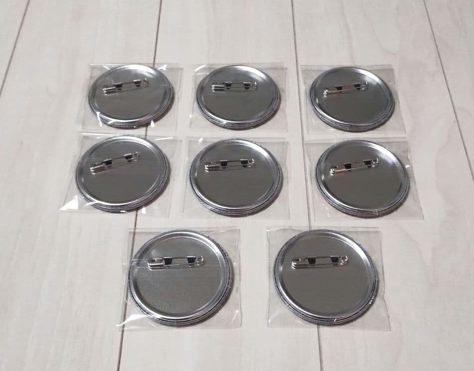 ヘタリア　ロシア　Art ver.　ホログラム缶バッジ　8つセット