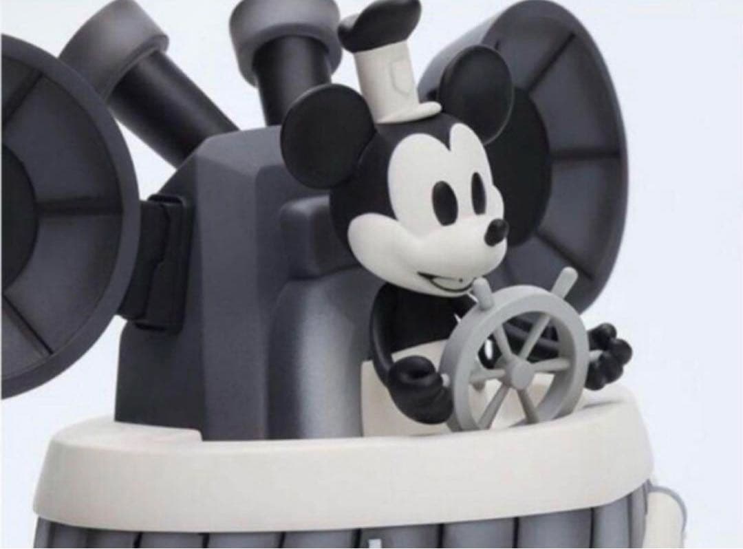 希少！ミッキー フィギュアMICKEY THE BULKYZ ROBOT