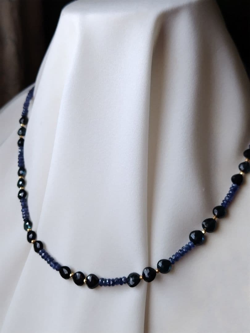 K18 ２種類の、サファイア　ネックレス