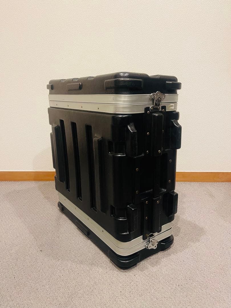 SKB 4U ラックケース