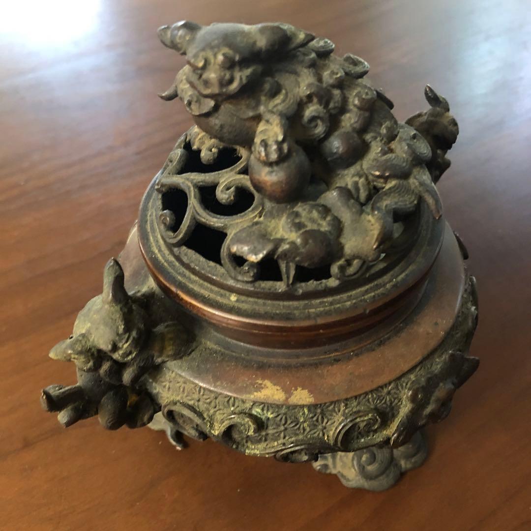 青銅製香炉 動物彫刻付き