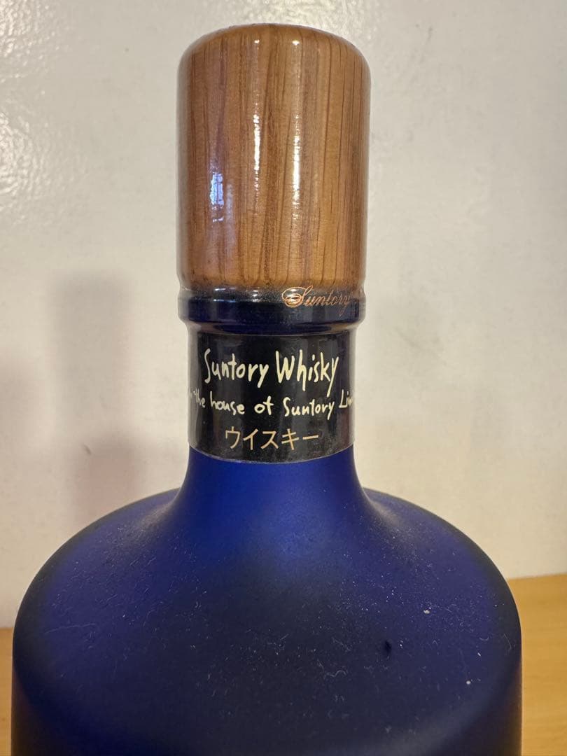 サントリー　ウイスキー　CREST Aged 12 Years