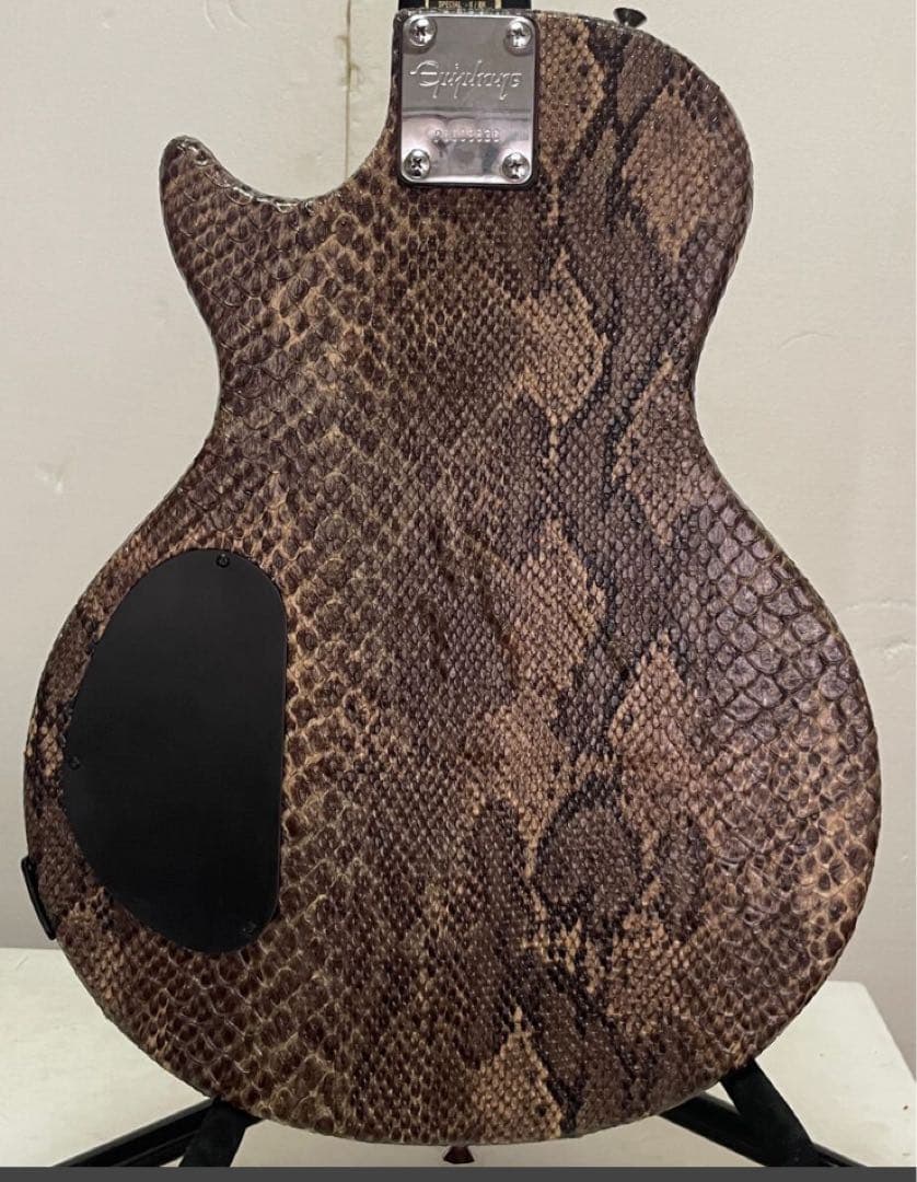 マ*ル様 最終値下Epiphone by Gibson カスタムレスポール　ヘビ