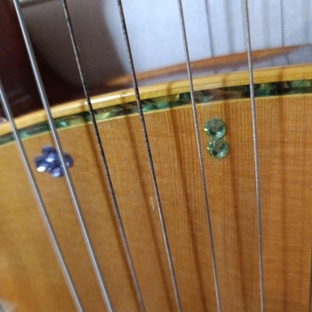 32弦　ライアー　ライヤー　ハープ　竪琴 弦楽器　ケース付き　楽器