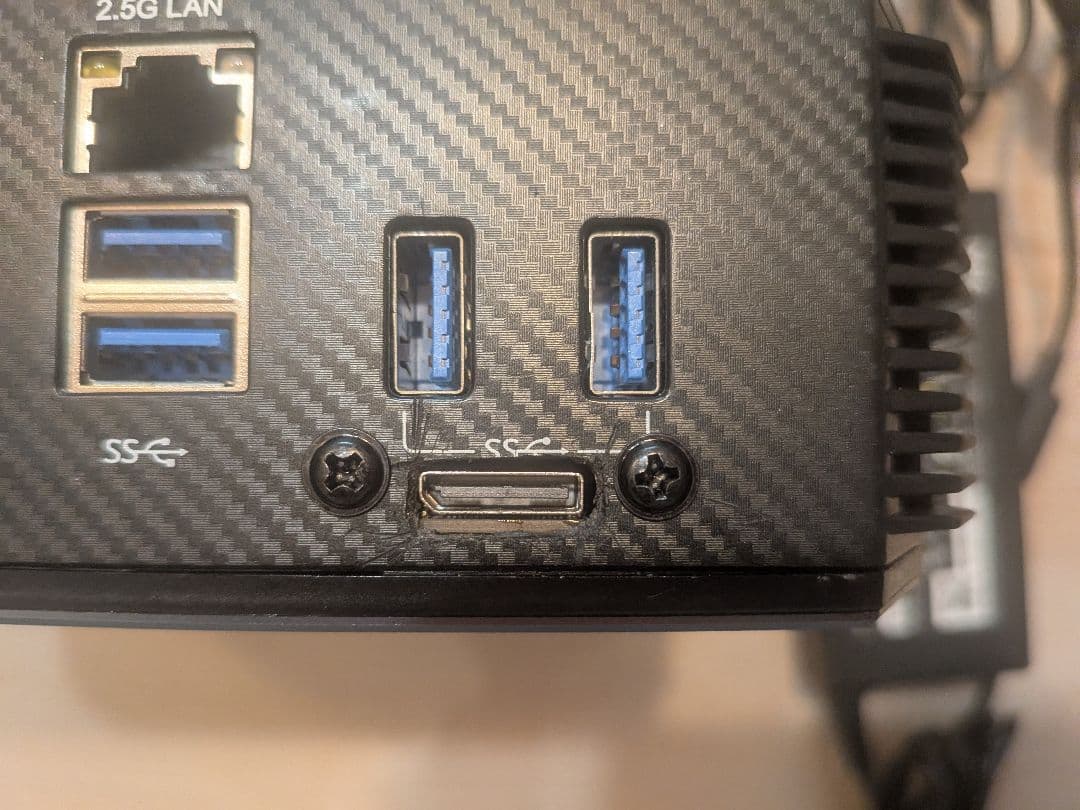 Minisforum HX90 Ryzen 5900HX/16GB eGPU増設