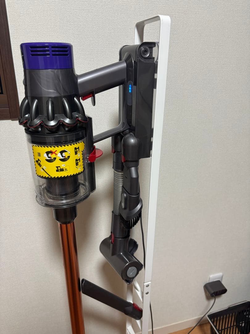 ダイソン掃除機SV12 スタンド付き