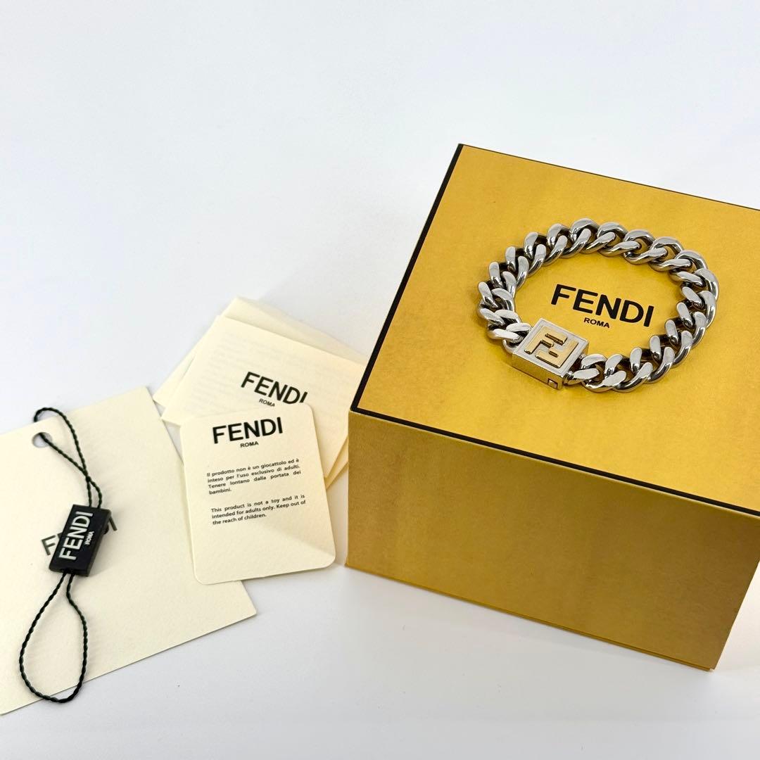 美品 FENDI FF ロゴ ブレスレット 喜平 シルバー ゴールド Sサイズ
