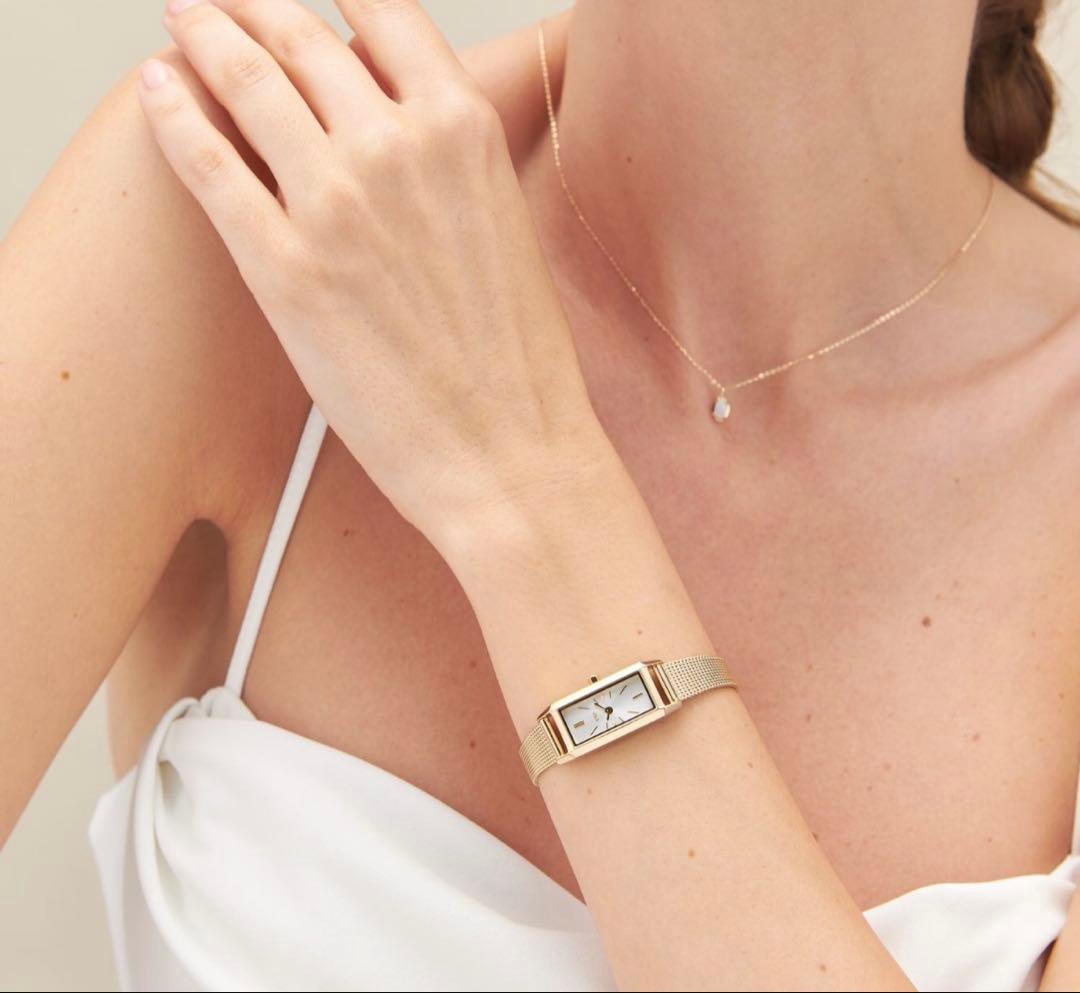 ete レクタングルフェイス メッシュベルトウォッチ　ゴールド