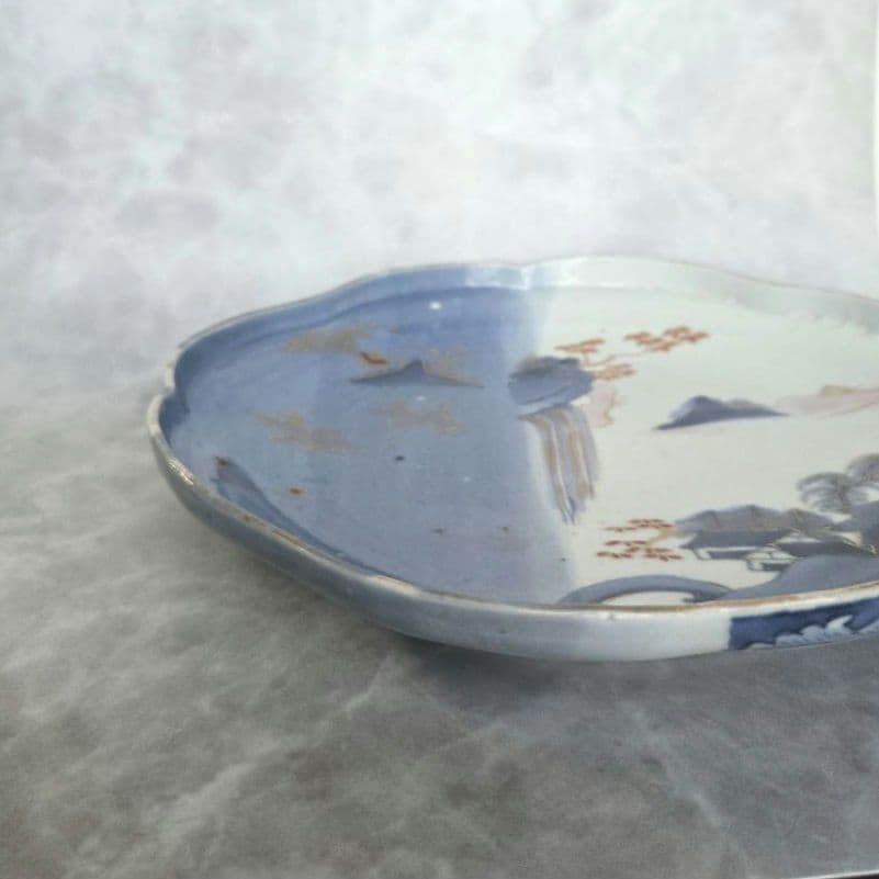 古伊万里　染め分け　変形皿　滝　薄瑠璃　江戸時代　骨董　金継ぎ　アンティーク