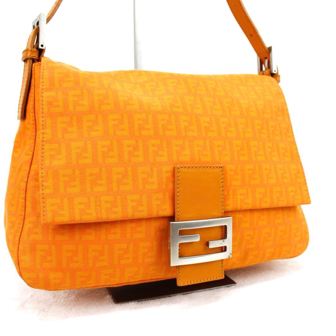 レア色　Fendi FFロゴ マンマバケット　オレンジショルダーバッグ