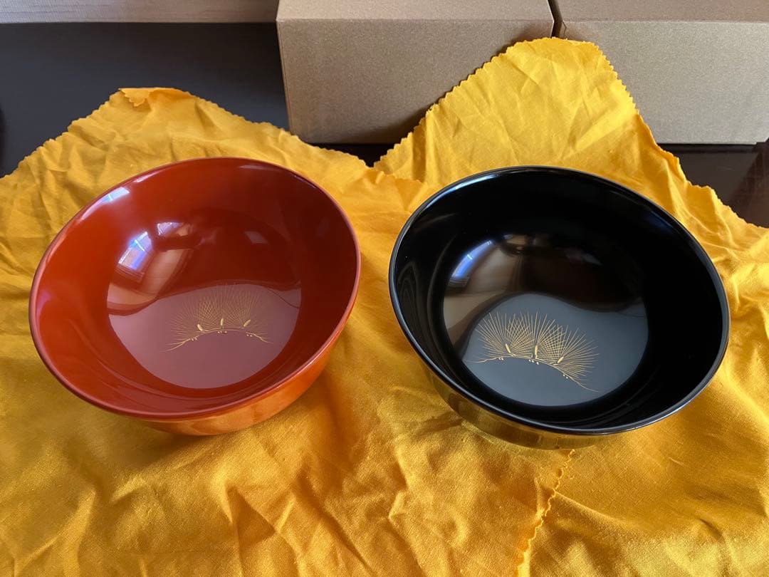 ＊さやちんさま専用＊　　　　　　　輪島塗　沈金　松　夫婦椀　お椀　２客　木製漆器