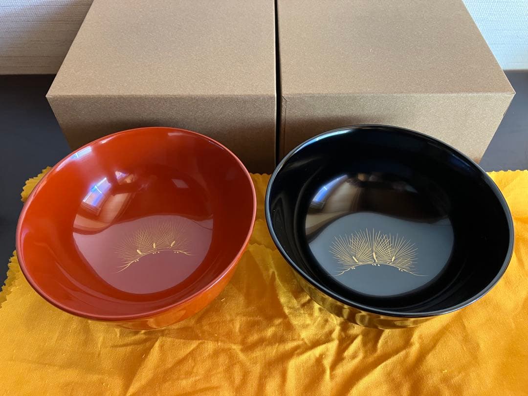 ＊さやちんさま専用＊　　　　　　　輪島塗　沈金　松　夫婦椀　お椀　２客　木製漆器