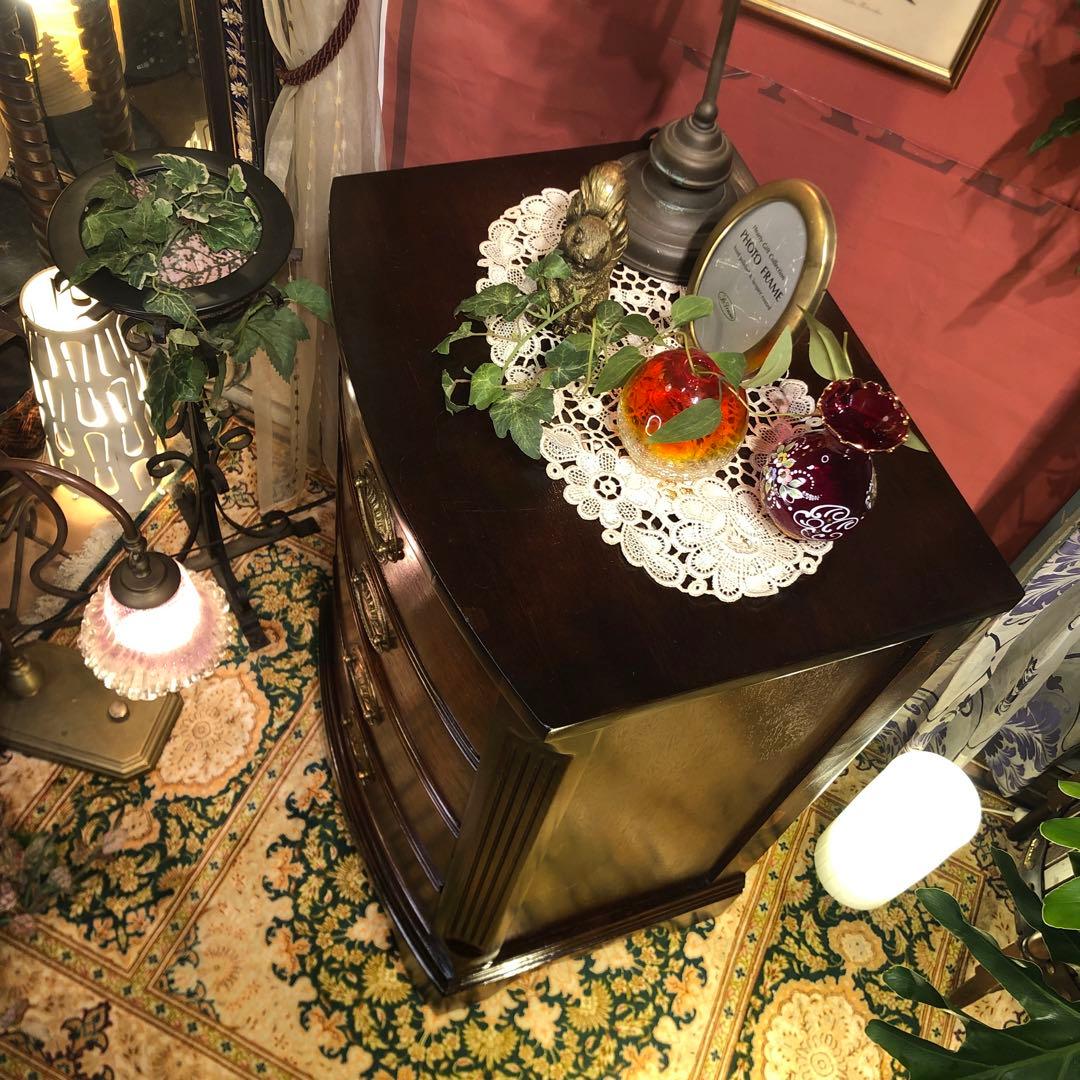 ヴィンテージ US アンティーク　３段　コンパクト　アクセント　キャビネット