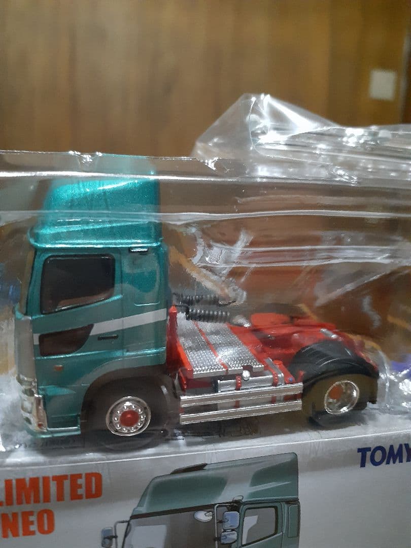 トミカ LV-Nいすゞ810EXカートランスp茶他３台セット　特売セール中‼️