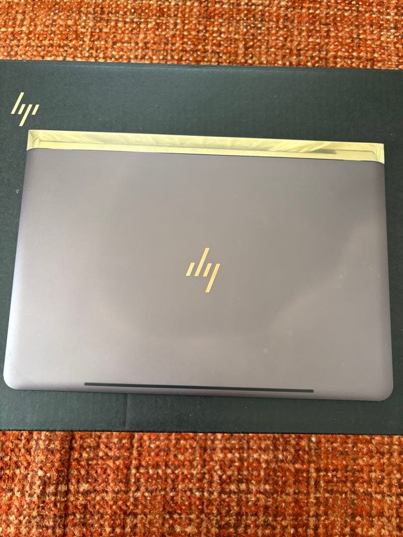HP Spectre 13-v107TU　ノートPC