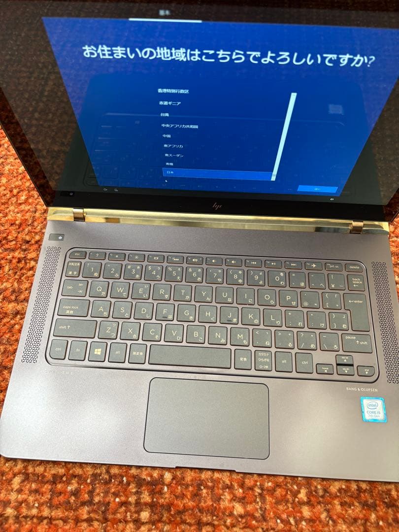 HP Spectre 13-v107TU　ノートPC