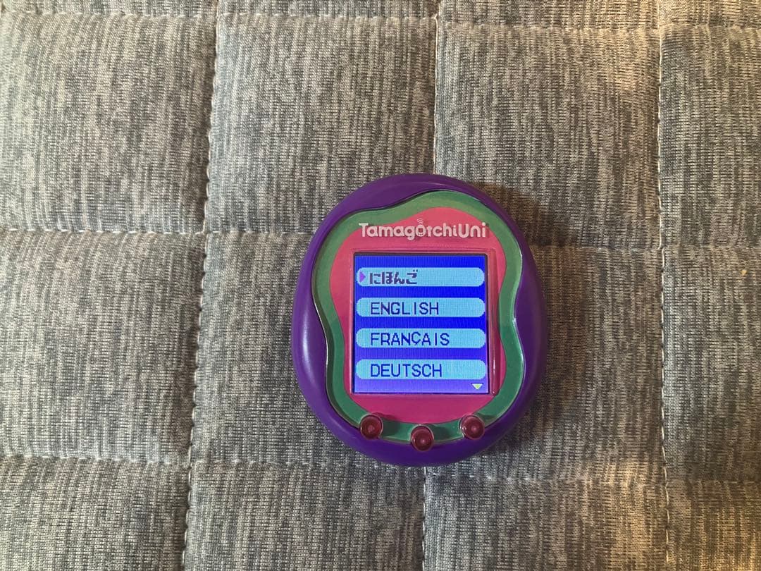 たまごっちユニ　パープル