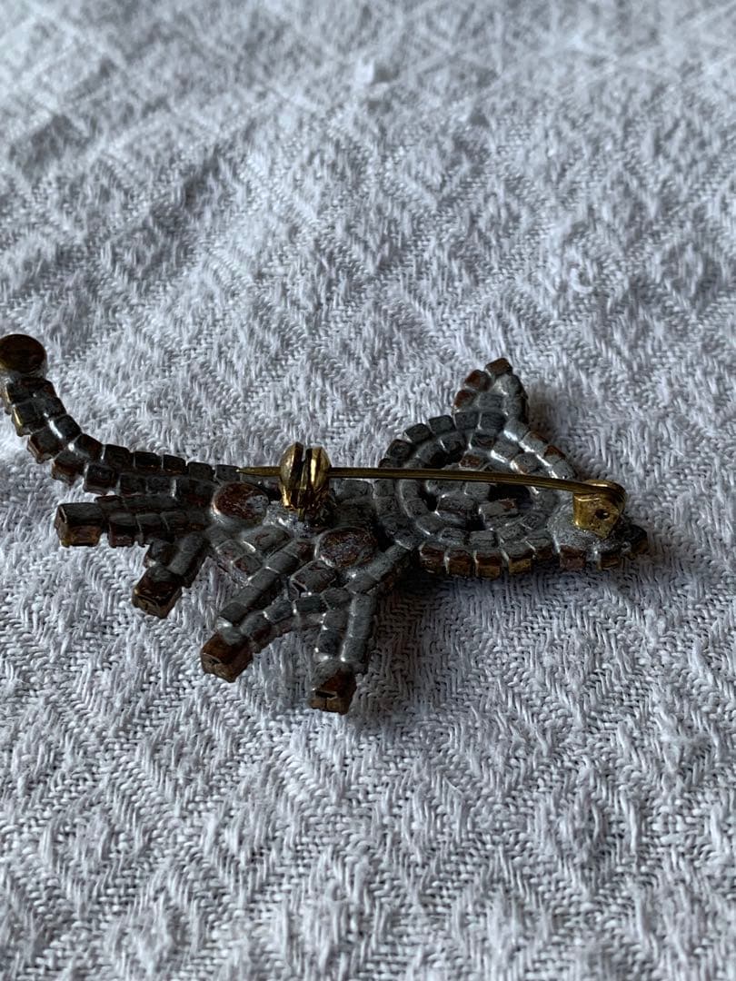 チェコガラスのブローチ ネコ キャット chat 猫