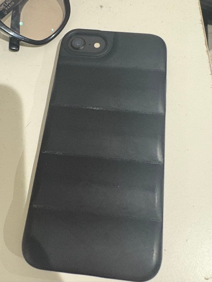 Apple iPhone SE 第2世代　64GB ブラック 本体