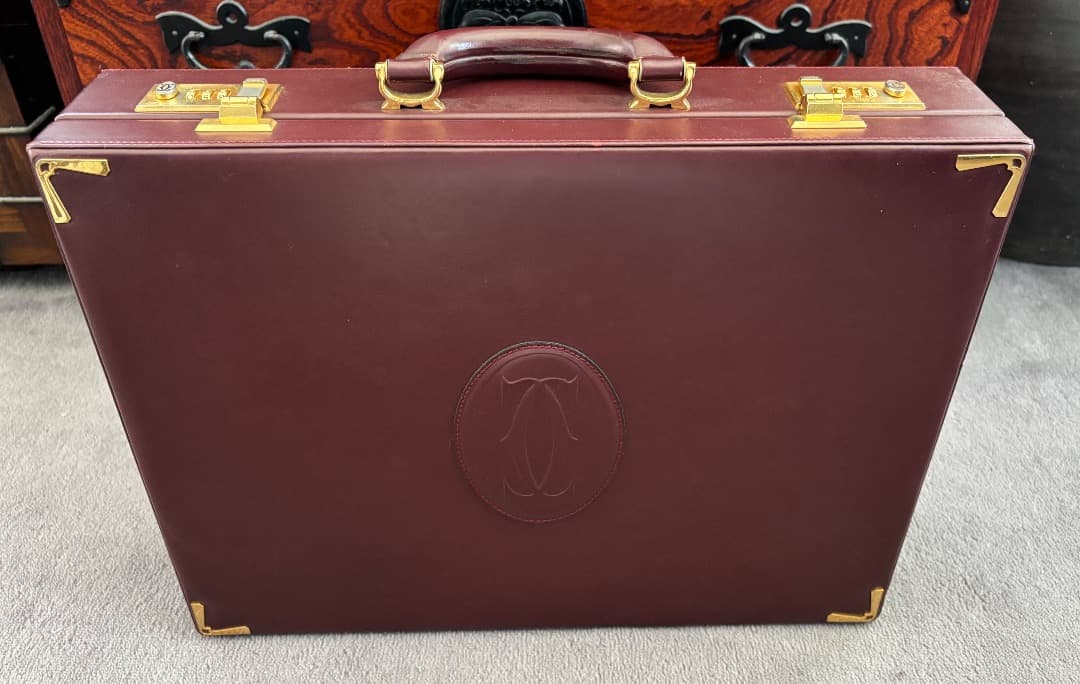 カルティエ　レザーアタッシュケース