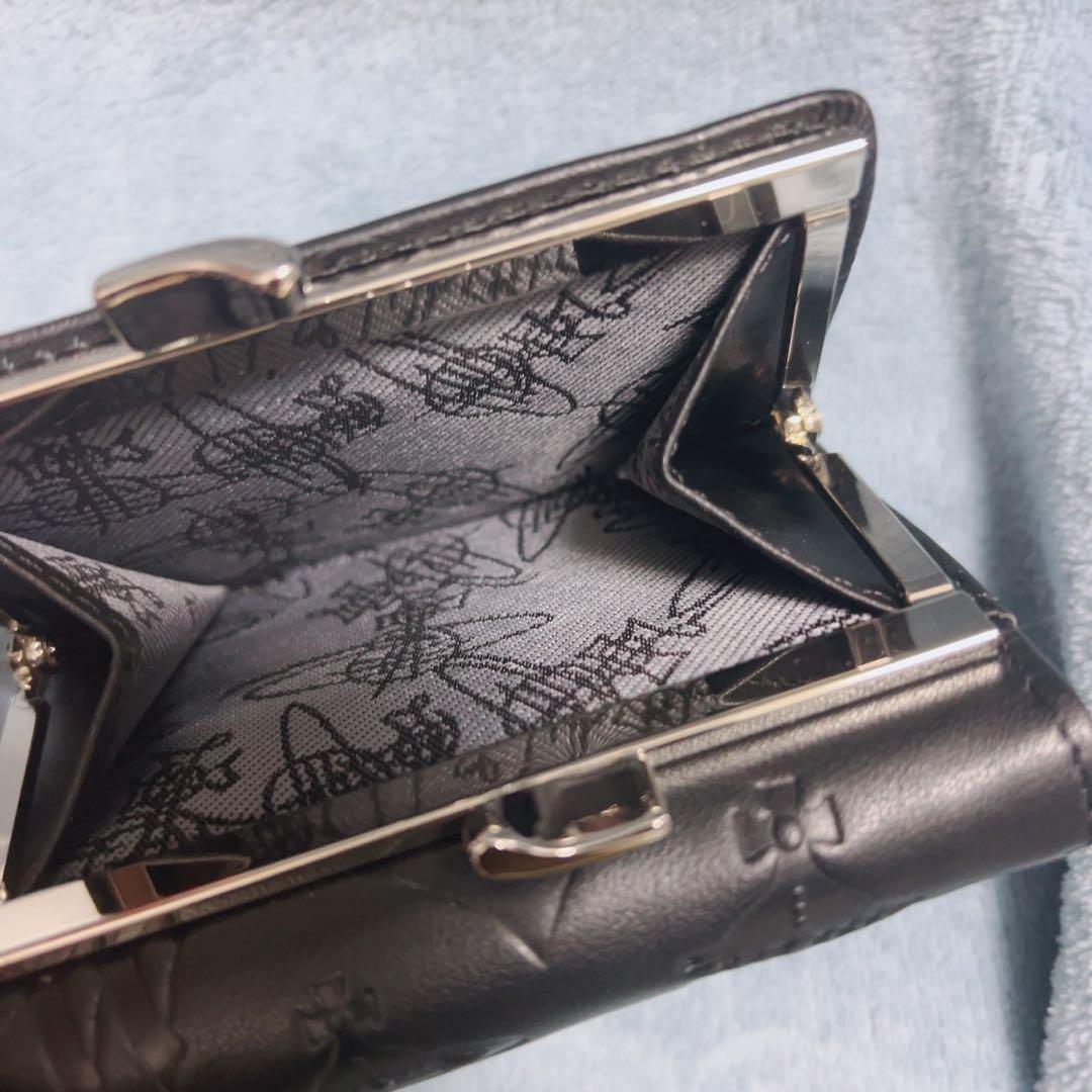 Vivienne Westwoodブラック三つ折り財布