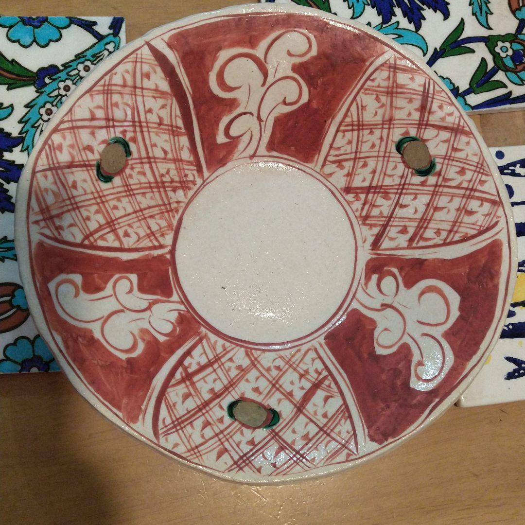 黒田拓実。吉祥赤絵、大皿