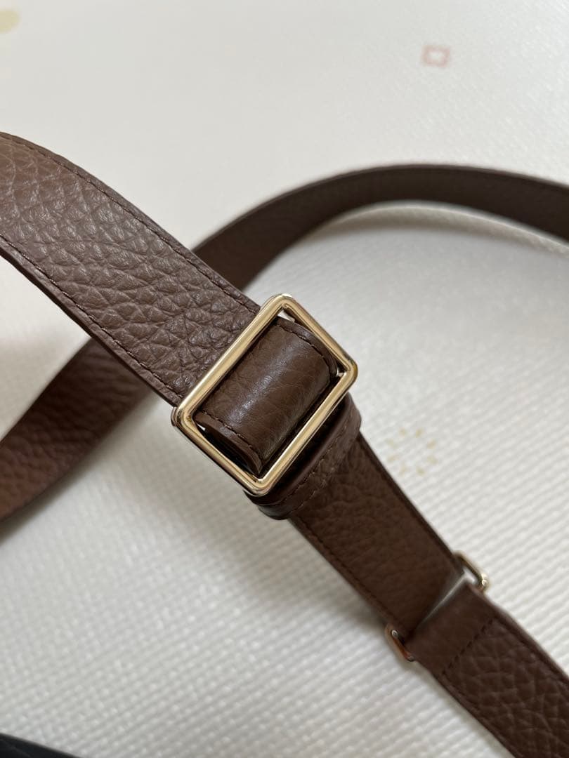 FURLA ブラウンレザーショルダーバッグ 保存袋付き