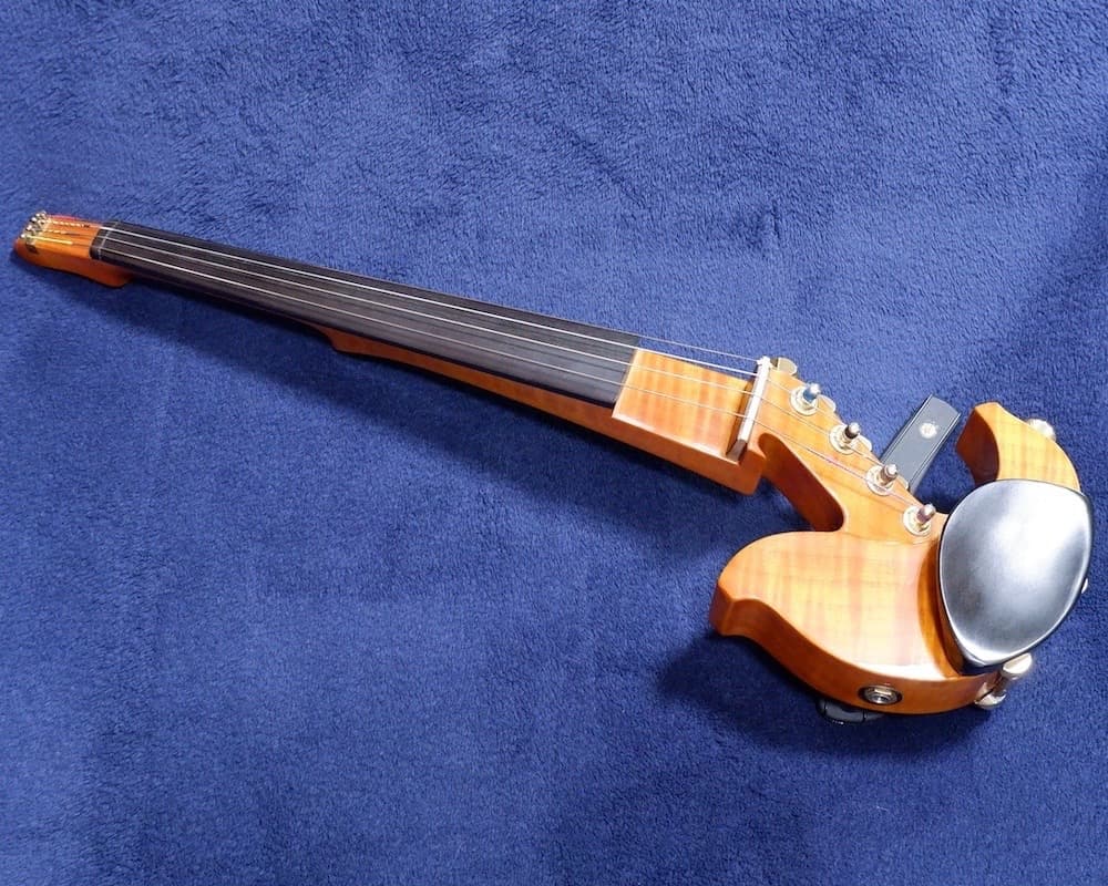 エレキバイオリン Jordan（ジョルダン）4弦　虎目　音出し確認済み